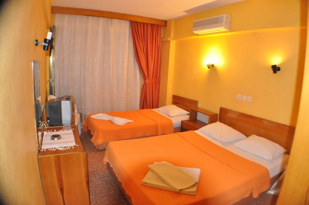 Akerdem Hotel クシャダス 部屋 写真